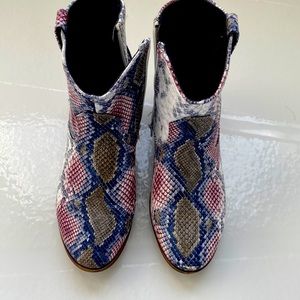 True Craft short boots